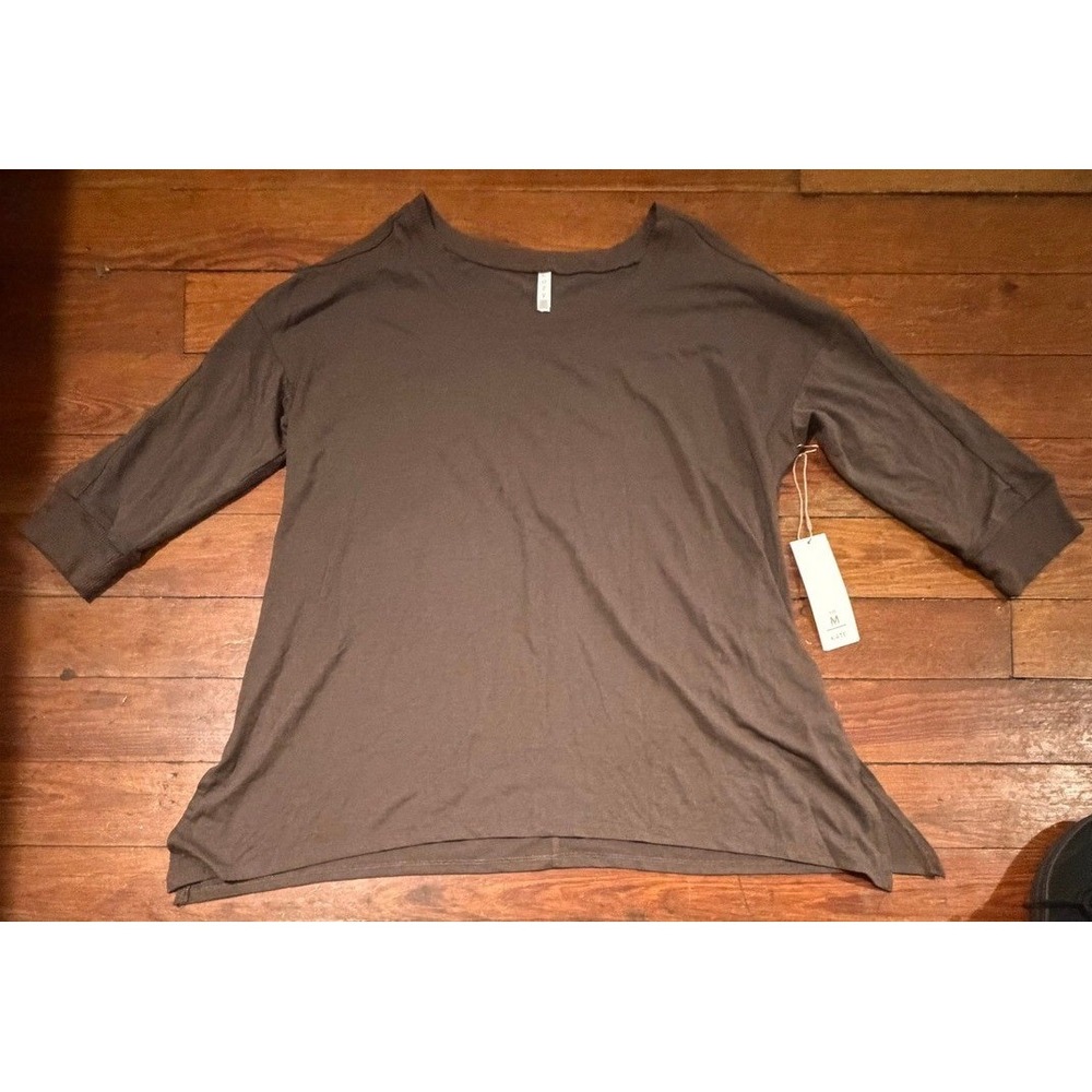 LuLaRoe Cozy Kate Top Womens Medium Brown 3/4 Sleeve Tunic Relaxed Fit New